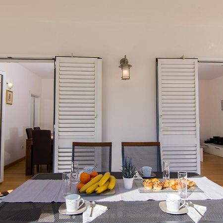 Villa Relax - Beautiful Apartment With Heated Saltwater Pool & Jacuzzi Kaštela Eksteriør billede